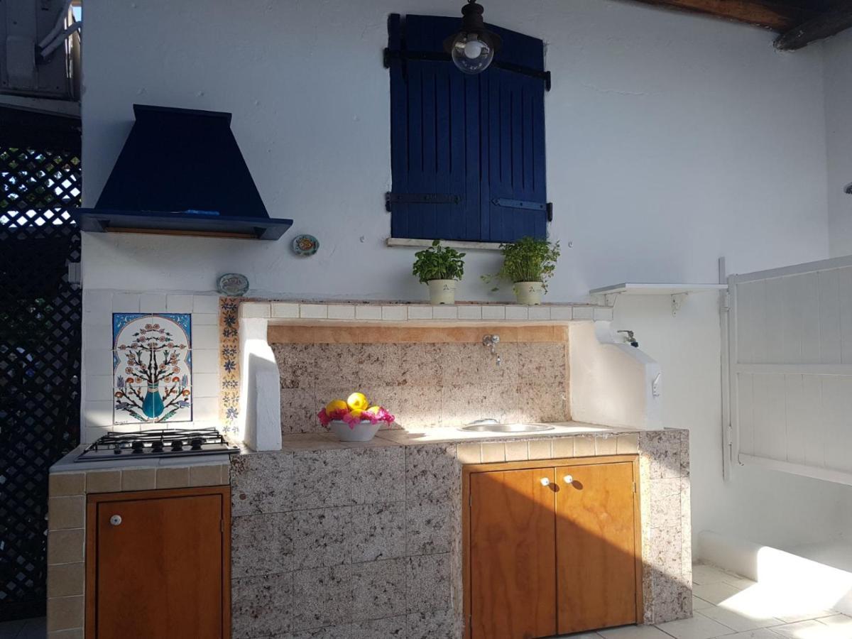 Con I Piedi Nell'Acqua Apartment Stromboli Luaran gambar