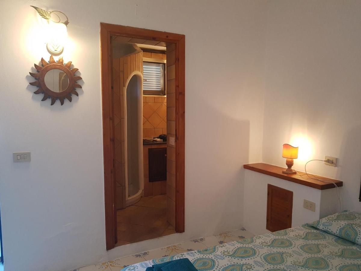 Con I Piedi Nell'Acqua Apartment Stromboli Luaran gambar
