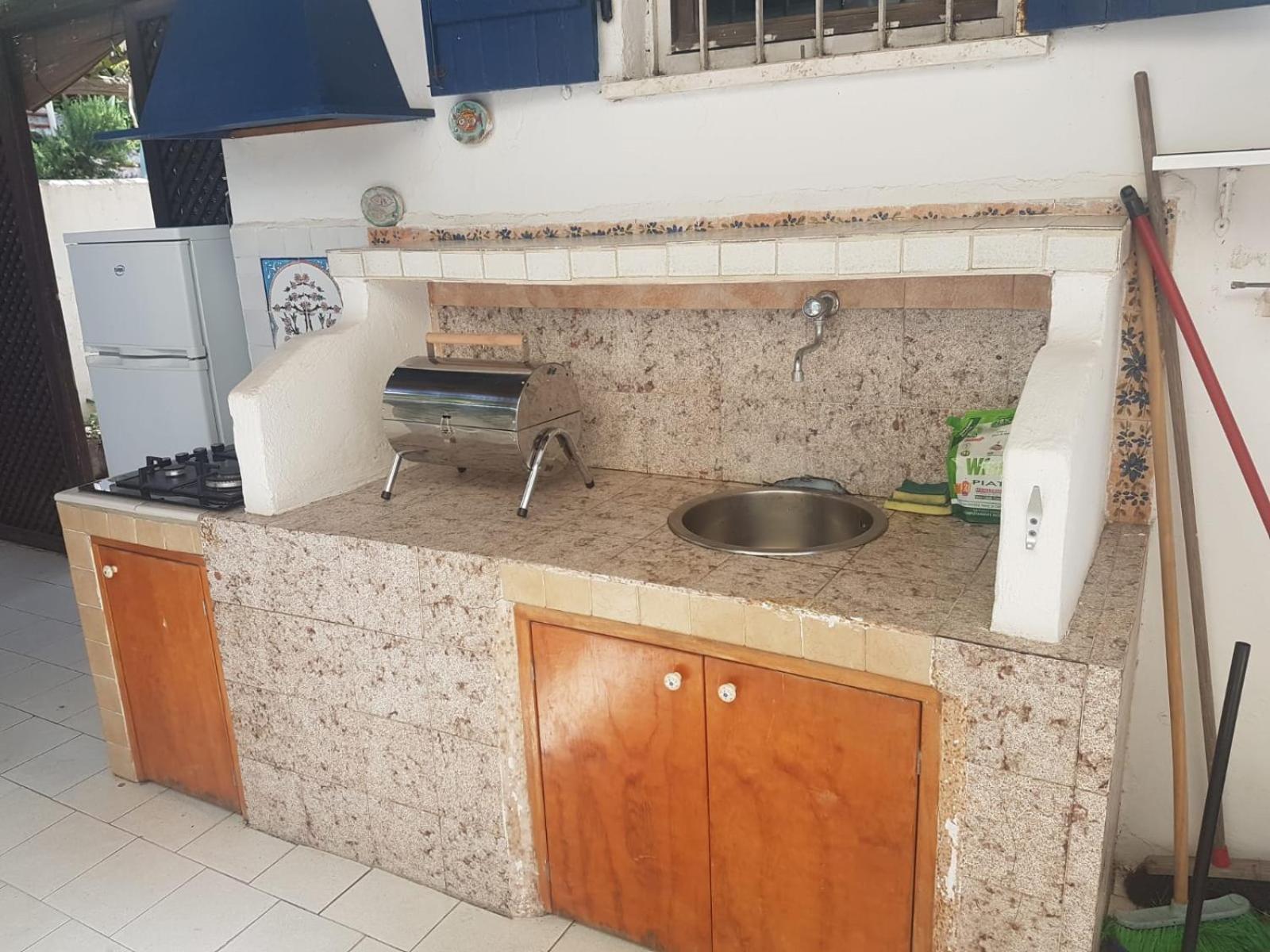 Con I Piedi Nell'Acqua Apartment Stromboli Bilik gambar